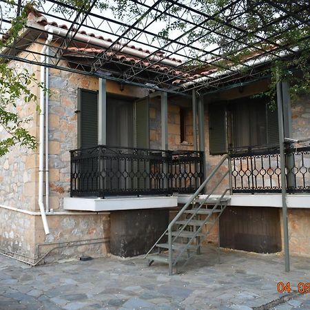 Ouranias Studios Kardamyli Extérieur photo