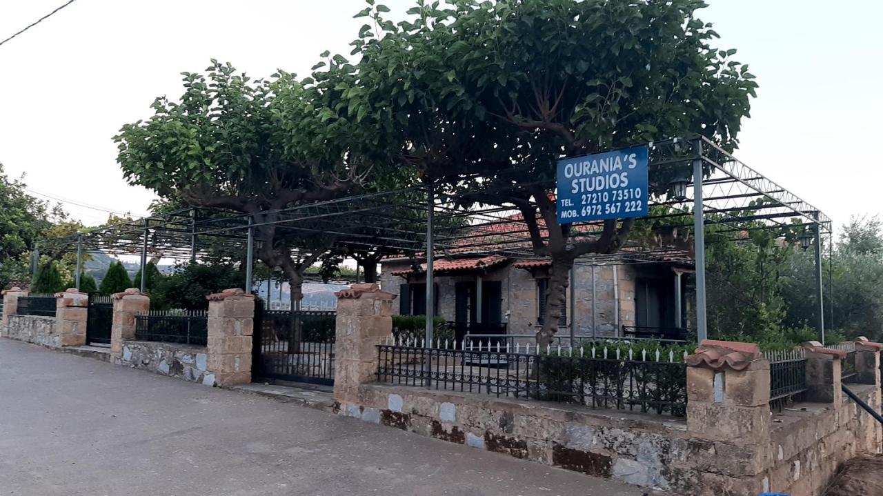 Ouranias Studios Kardamyli Extérieur photo