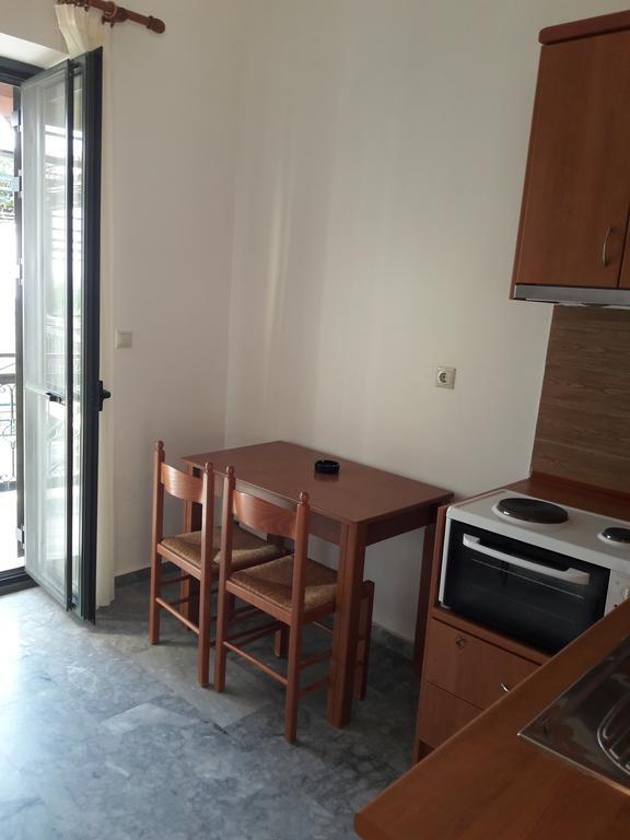 Ouranias Studios Kardamyli Extérieur photo