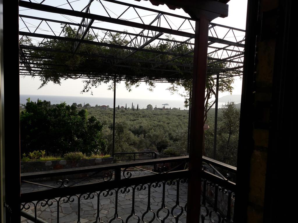 Ouranias Studios Kardamyli Extérieur photo